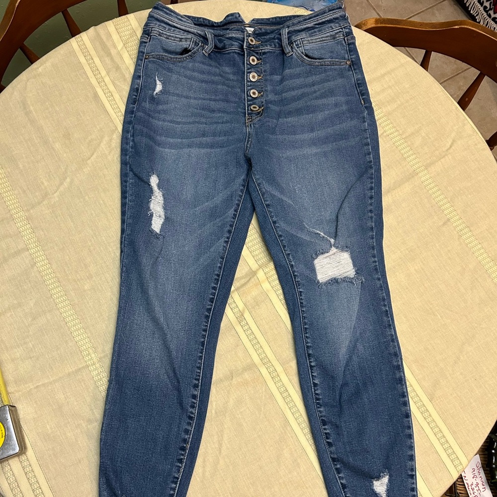 KanCan Boise High Rise Button Fly Skinny distressed